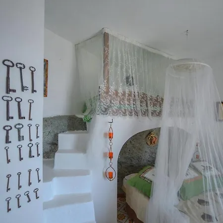 La Posta Di Tagliavento Forio di Ischia